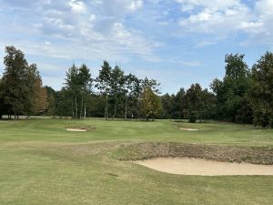 Chantilly (Vineuil) 9th Approach